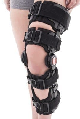 STABILIZATOR KOLANA Z ZEGAREM POOPERACYJNA ORTEZA