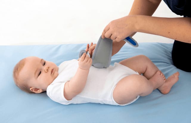 DZIECIĘCY PAS PRZEPUKLINOWY BRZUSZNY AM-PPB 1 REH4MAT