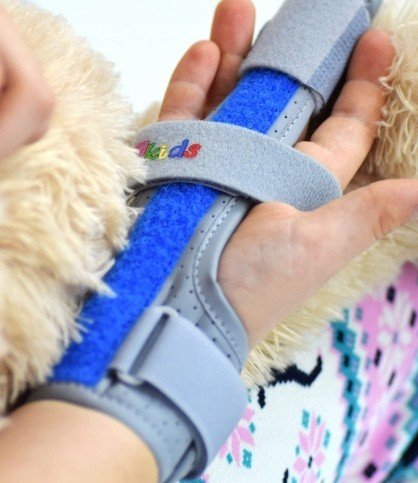 Dziecięca orteza ręki AM-D-02