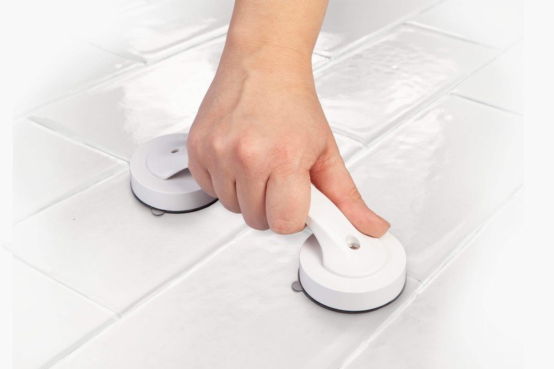 MOBILNY UCHWYT PRZYSSAWKOWY - PORTABLE HAND GRIP QMED