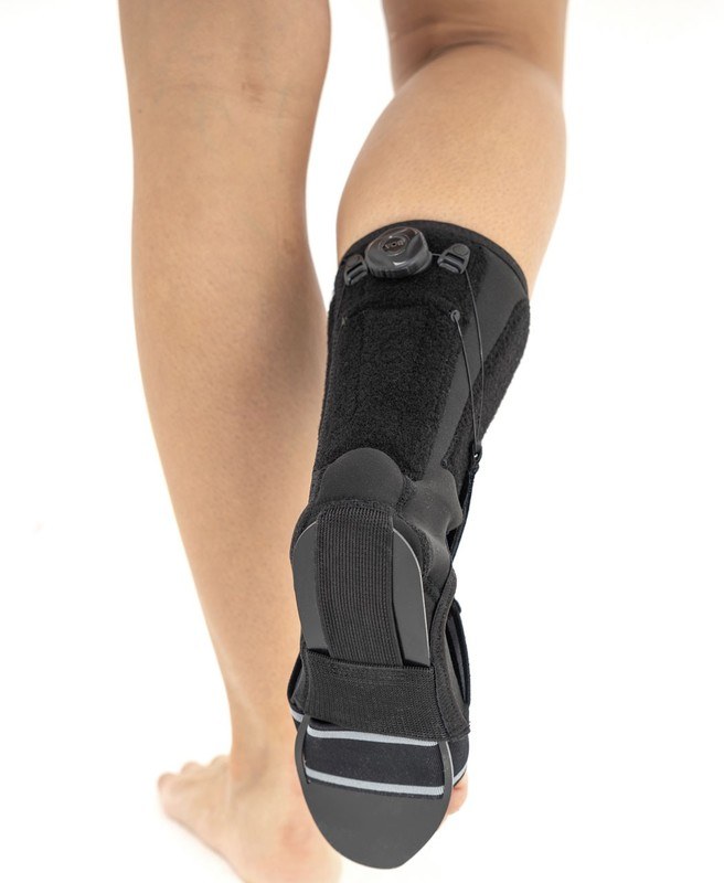 AKTYWNA ORTEZA PODESZWOWA NA OPADAJĄCĄ STOPĘ OSS-OS-02 REH4MAT